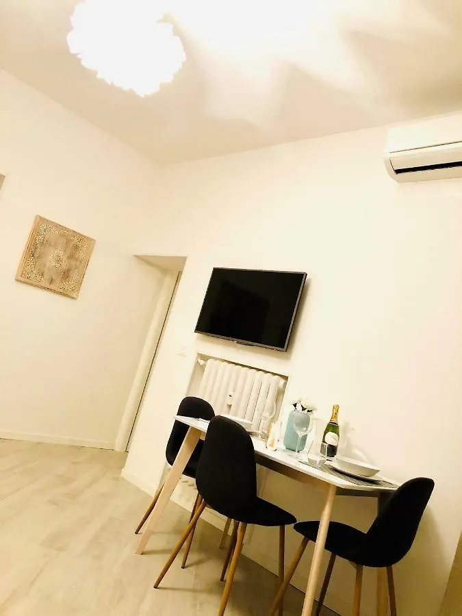 Indipendenza Luxury Apartments Μπολόνια